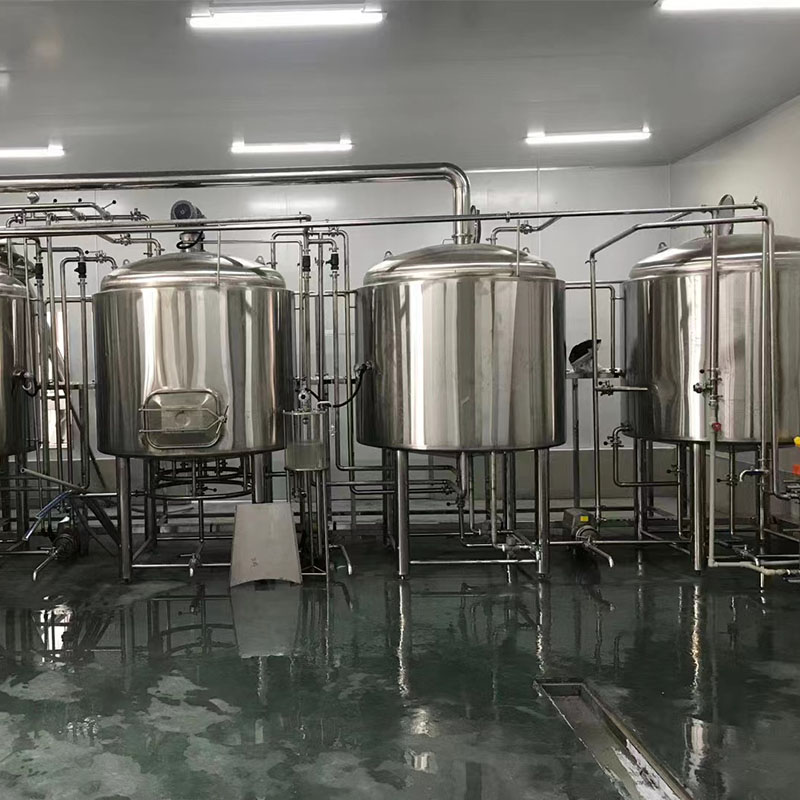 铜鼓精酿啤酒设备